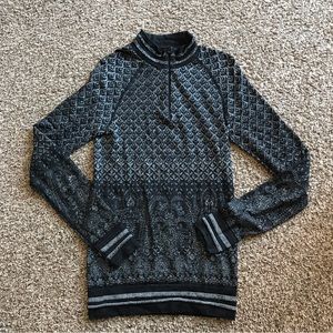 Athleta Diamond Peak Wool Blend Half Zip Pullover Base Layer Size Medium